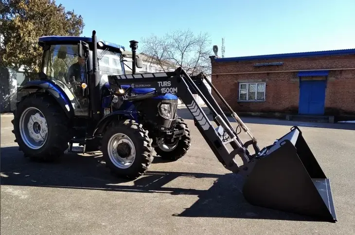 Фронтальный погрузчик TURS-1500 для LOVOl 904