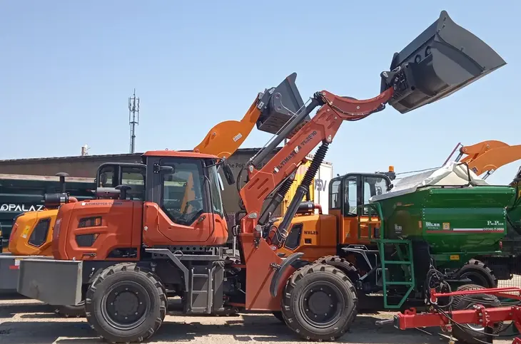 Погрузчик MultiMaster TL2500 с телескопической стрелой