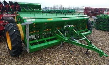 Засеет за смену зерновые и зернобобовые культуры до 35 га