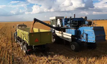 Универсальный полуприцеп самосвальный с выгрузкой назад