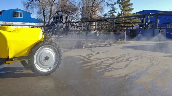 Прицепной опрыскиватель ОПШ-18-2500