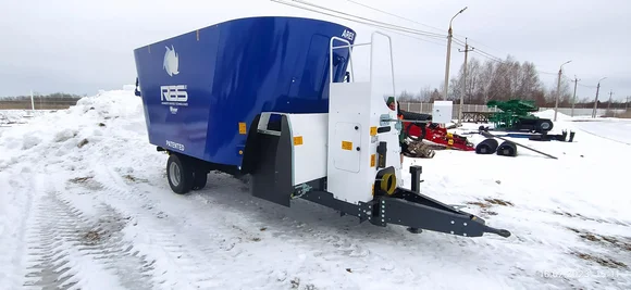 Ares 2, 20 м3 смеситель-кормораздатчик вертикальный