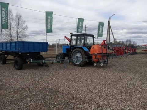 Навесной опрыскиватель CLASS 800/12