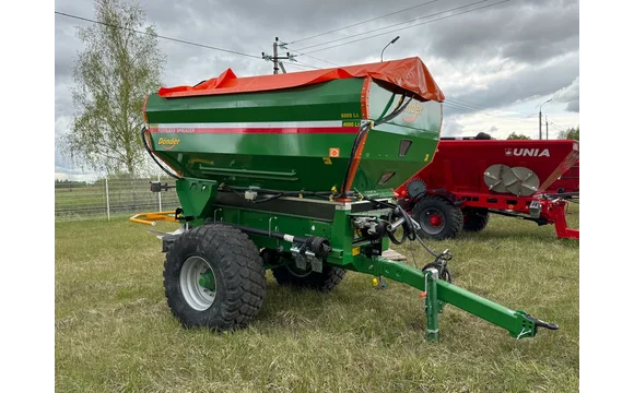 Прицепной разбрасыватель удобрений Wagon-6000