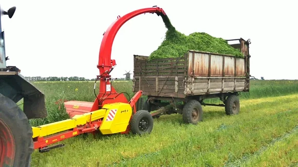 Комбайн роторный прицепной КРП-2,0 "Рось-2"