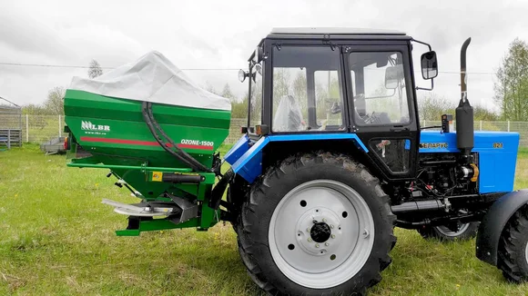 Разбрасыватель минеральных удобрений Ozone-1500 Pro 