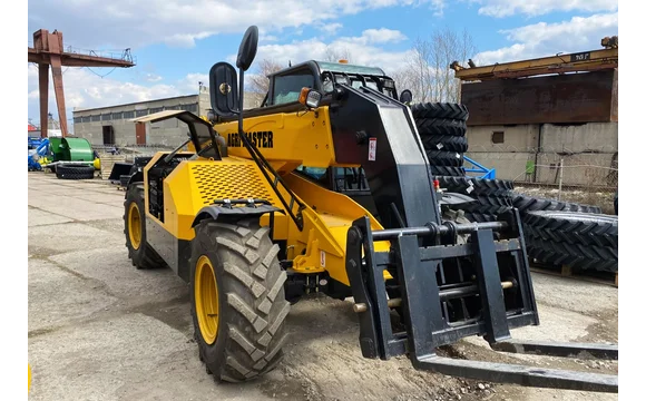 Телескопические погрузчики AGRI MASTER TLH735