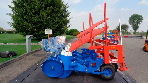 Рассадопосадочная машина Ferrari