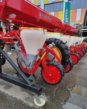 Пропашная сеялка СППУ8