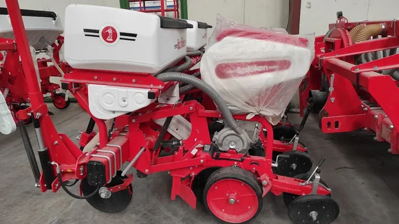 Пропашная сеялка VPHE-DG8