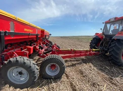 Универсальная тракторная тележка TU3