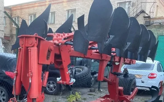 Плуг навесной TОР 6 (4+1+1)