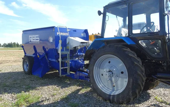 Смеситель-кормораздатчик горизонтальный Perseo MX, 11 m3