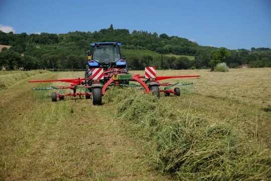 Двухроторные грабли ENODUO 610