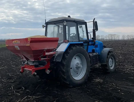 Навесные разбрасыватели Ozone-1000 