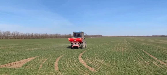 Разбрасыватель минеральных удобрений Ozone-1000