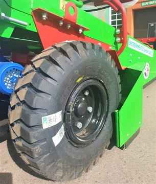 Скутер-подборщик СКП-40