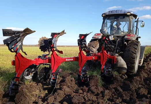 Плуг навесной TOR 4