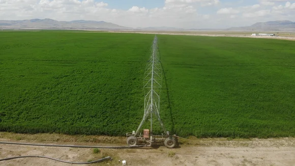 ATLANTIS 400 м. фронтальная система полива