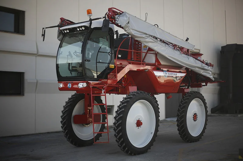 Нужно подготовить опрыскиватель к сезону?